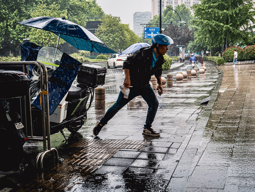 《奔跑》诸斯婕