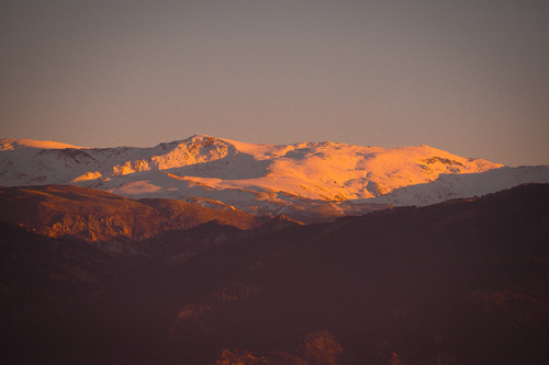 《格拉纳达的金山》王茜卉
