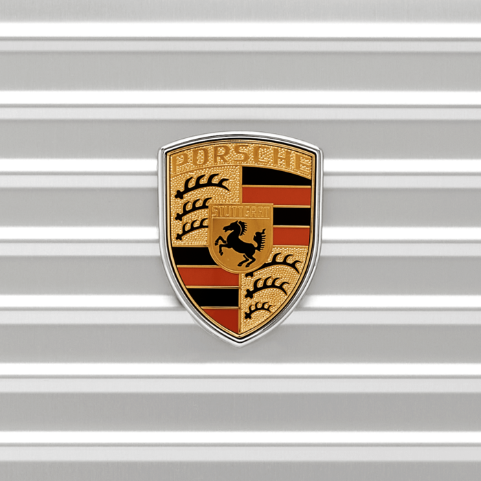RIMOWA X PORSCHE_97390002_CREST_PDP.png